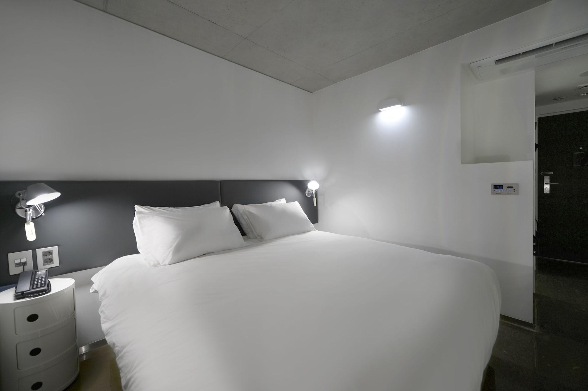 Creto Hotel Myeongdong Сеул Екстер'єр фото