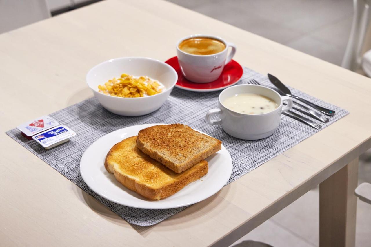 Creto Hotel Myeongdong Сеул Екстер'єр фото