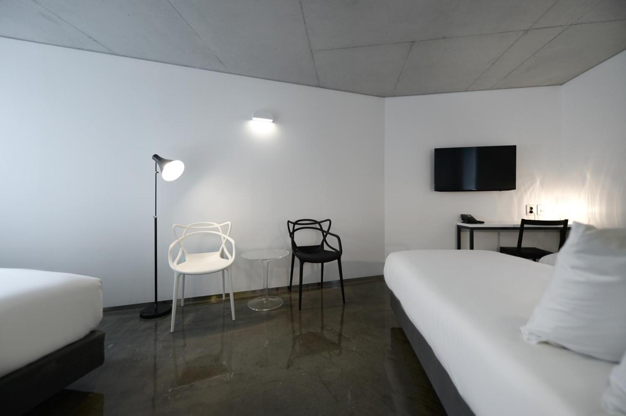 Creto Hotel Myeongdong Сеул Номер фото