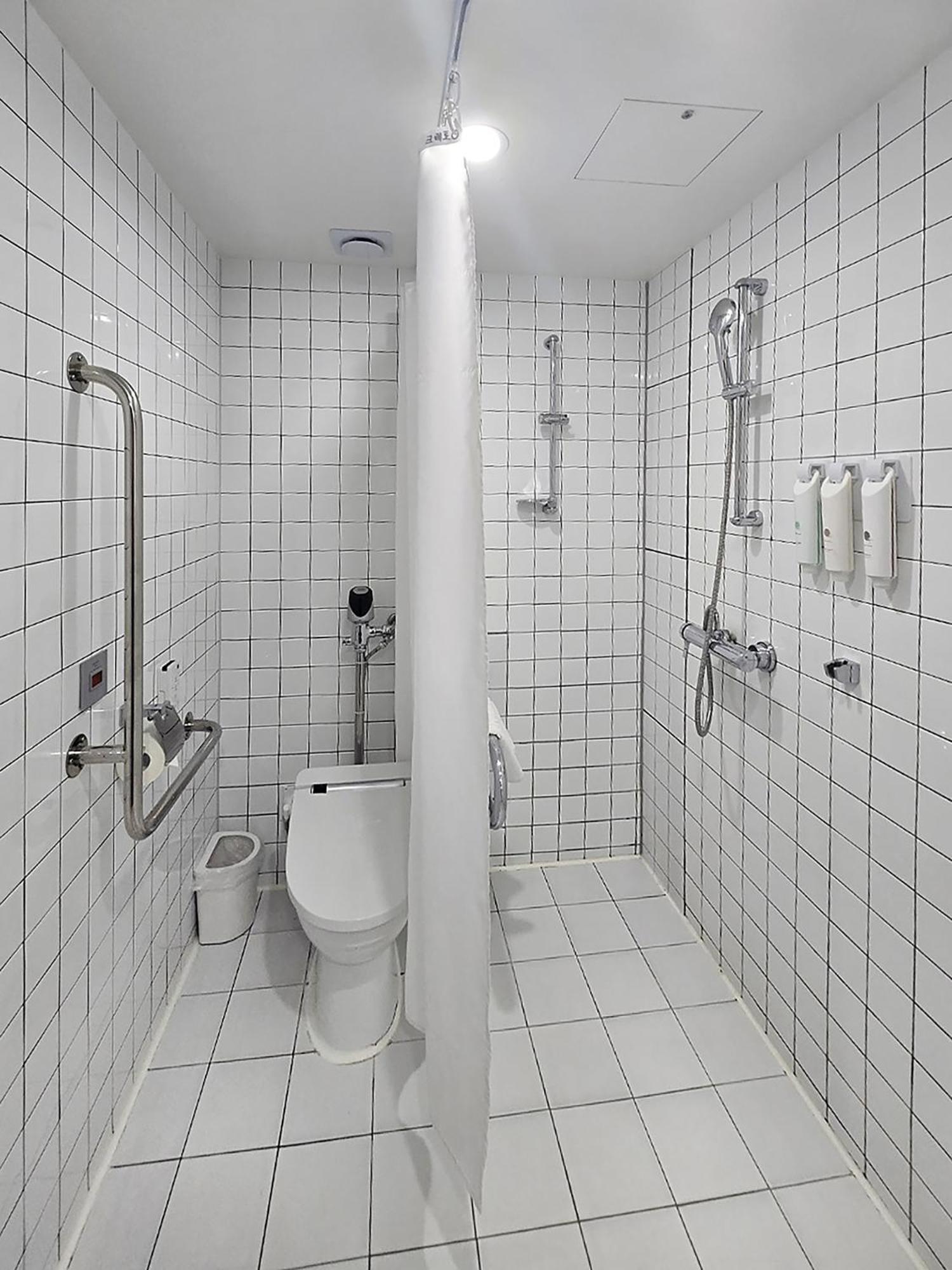 Creto Hotel Myeongdong Сеул Екстер'єр фото